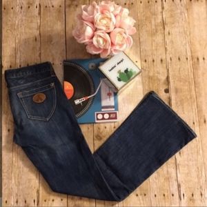 BCBG Mick Boot Cut Jeans Size 25